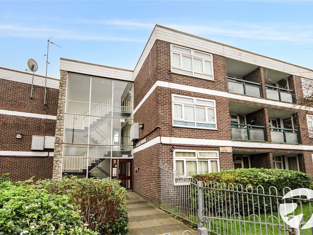1 bed flat for sale in Upper Wickham Lane, Welling, Kent DA16, £200,000 Zoopla