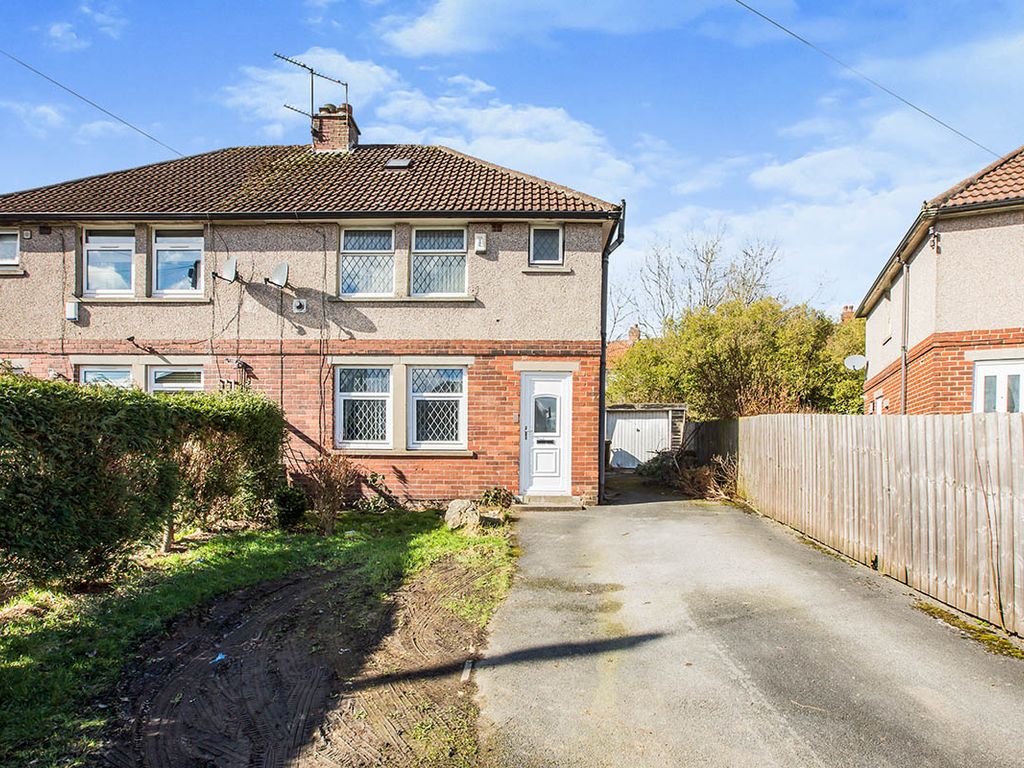 3 bed semidetached house for sale in Wembley Avenue, Thornton