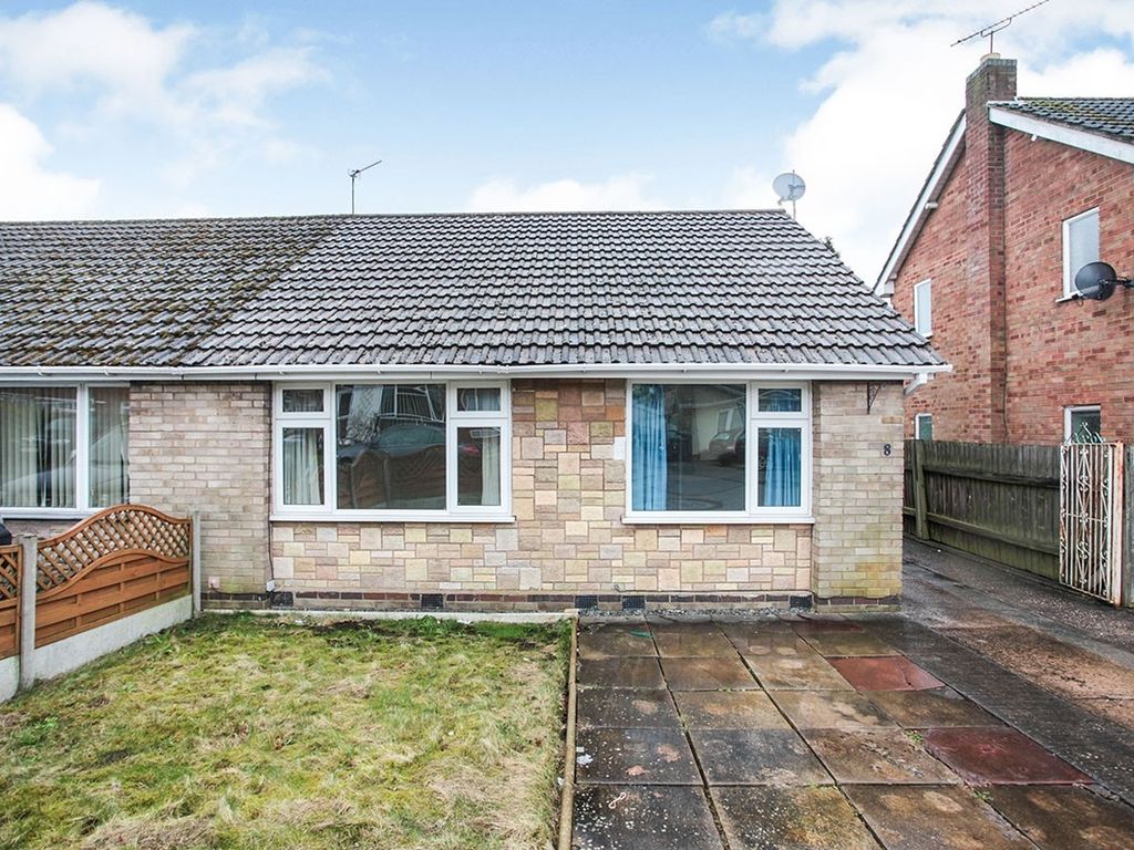 2 bed bungalow to rent in Trent Road, Bulkington, Bedworth