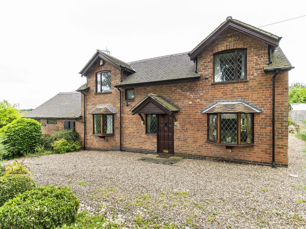 3 bed detached house for sale in Church Street, Clowne, Chesterfield