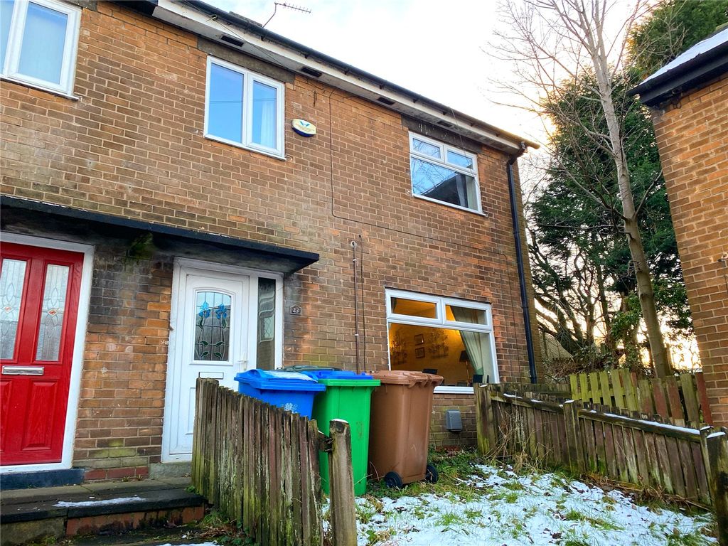 3 bed town house for sale in Mitton Close, Heywood, Greater Manchester OL10 Zoopla