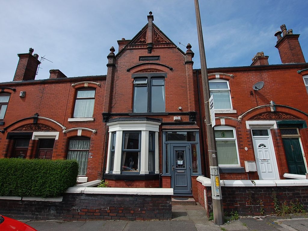3 bed terraced house for sale in Henrietta Street, AshtonUnderLyne