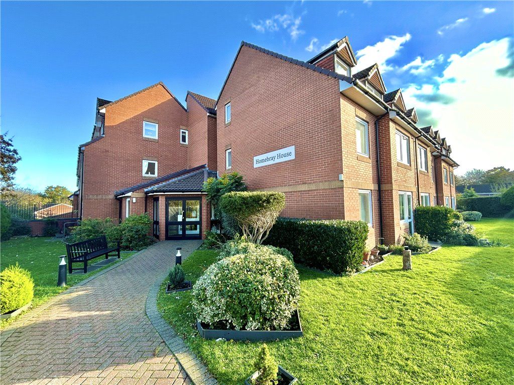 1 bed flat for sale in Mary Rose Avenue, Wootton Bridge, Ryde PO33, £