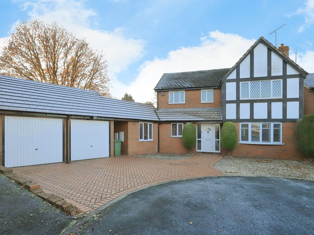 4 bed detached house for sale in Egret Court, Kidderminster DY10, £435,000 Zoopla