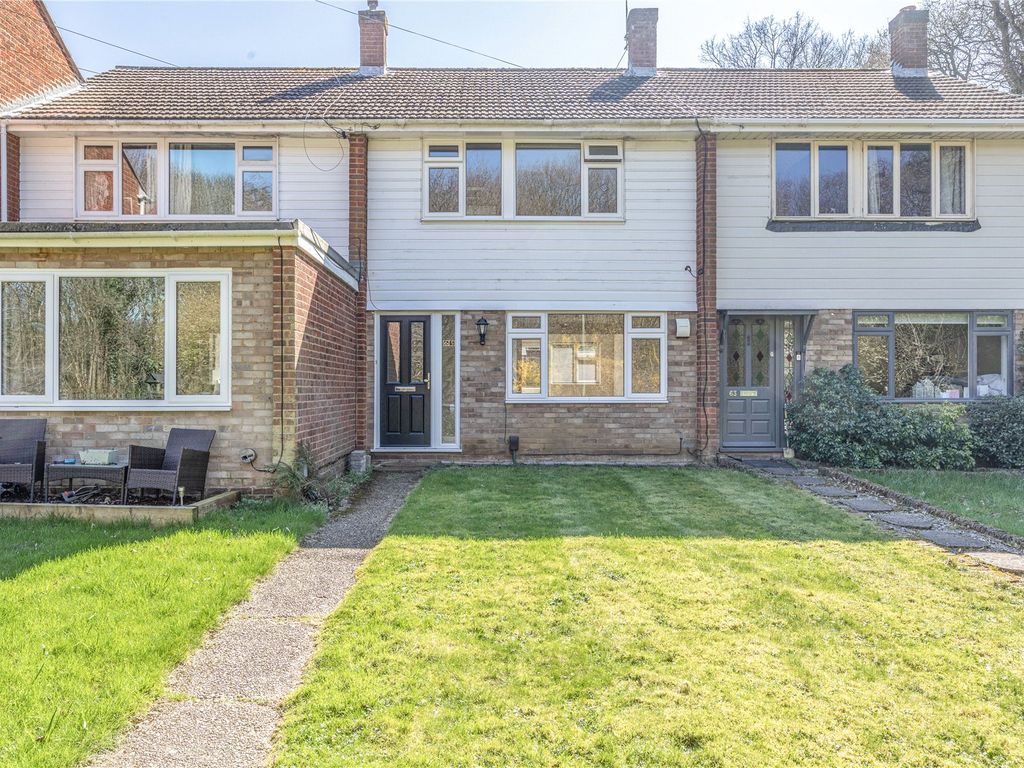 3 bed detached house for sale in Addlestone, Surrey KT15 Zoopla