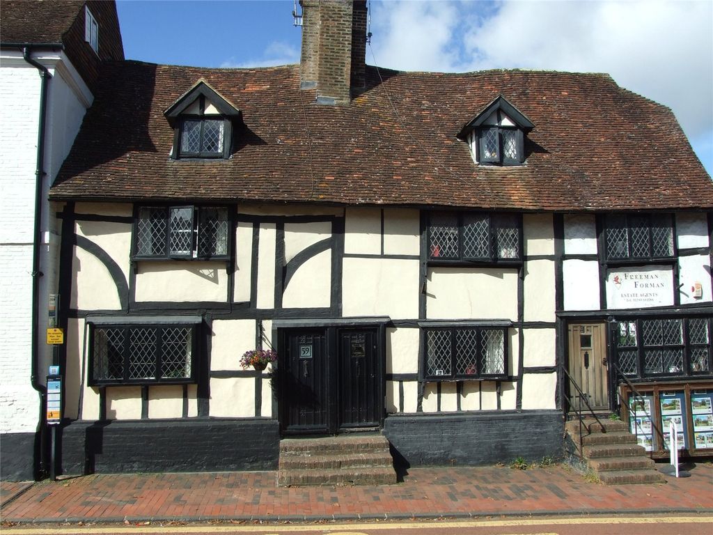 2 bed terraced house for sale in High Street, Robertsbridge, East