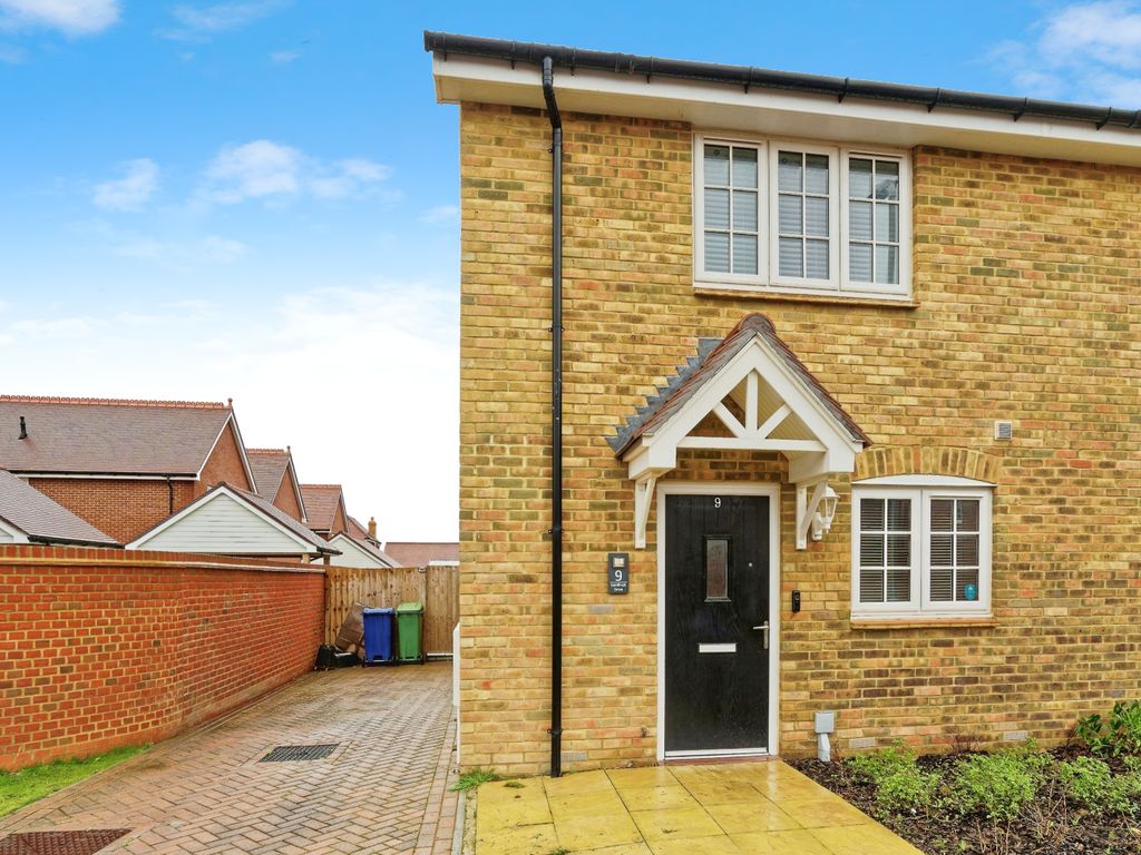 New home, 2 bed semidetached house for sale in Goldfinch Drive