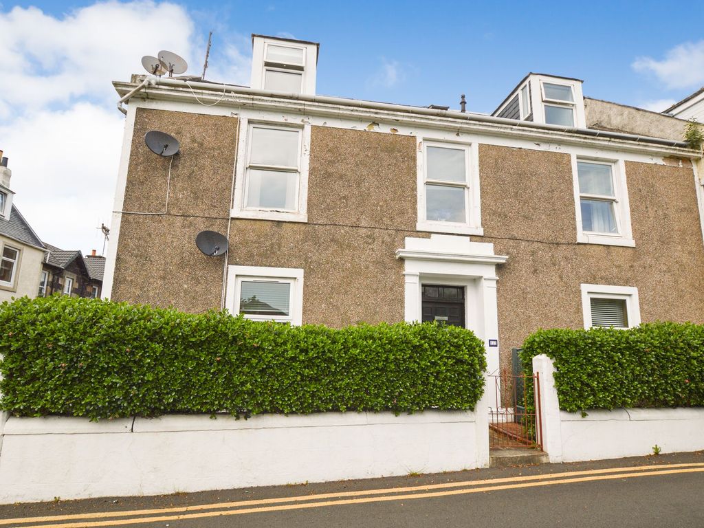 2 bed flat for sale in 17 Gogo Street, Largs KA30, £139,000 Zoopla