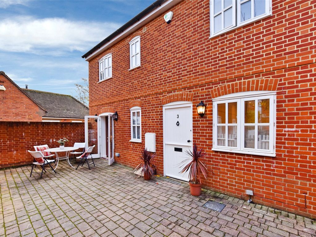 2 bed detached house for sale in Barlows Mews, HenleyOnThames