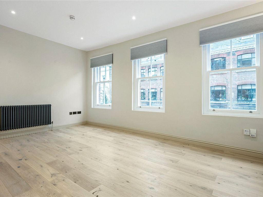3 bed flat to rent in Exmouth Market, London EC1R, £3,683 pcm Zoopla