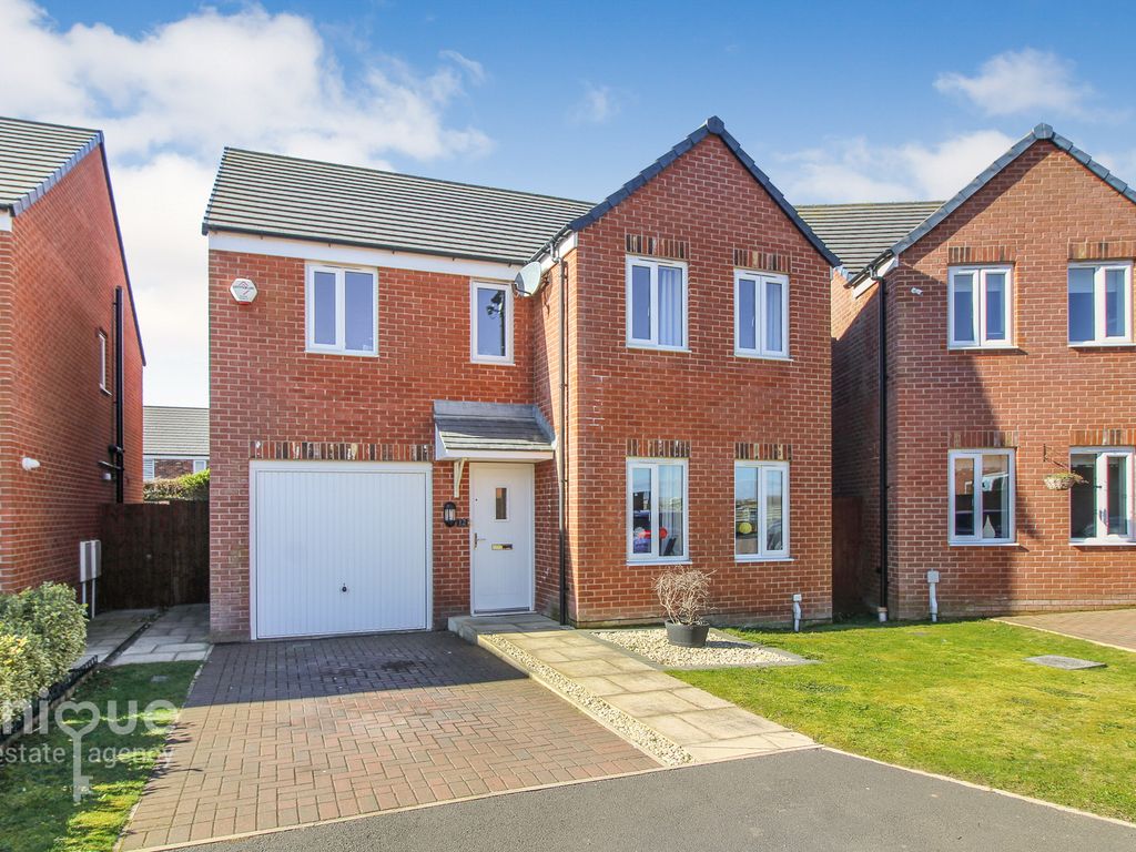 4 bed detached house for sale in Almond Close, Lytham St. Annes FY8