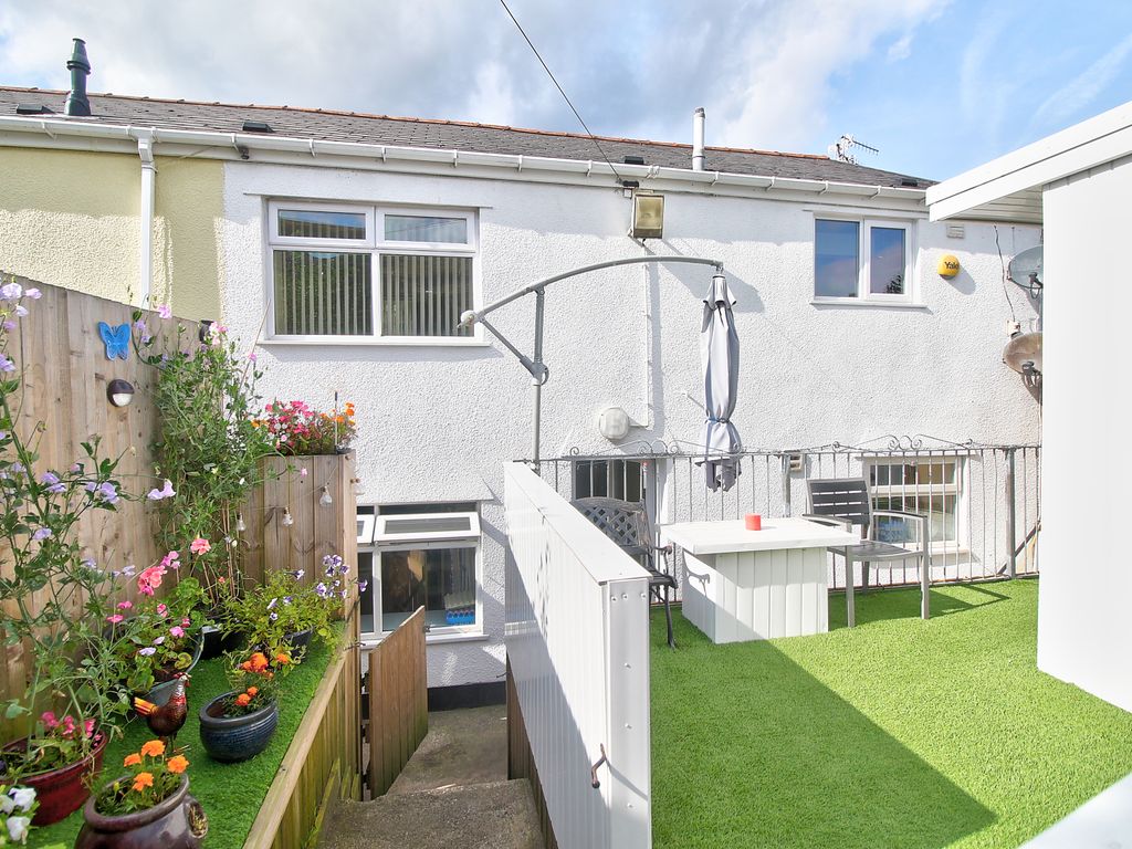 2 bed flat for sale in Abertillery Road, Blaina, Abertillery NP13 Zoopla