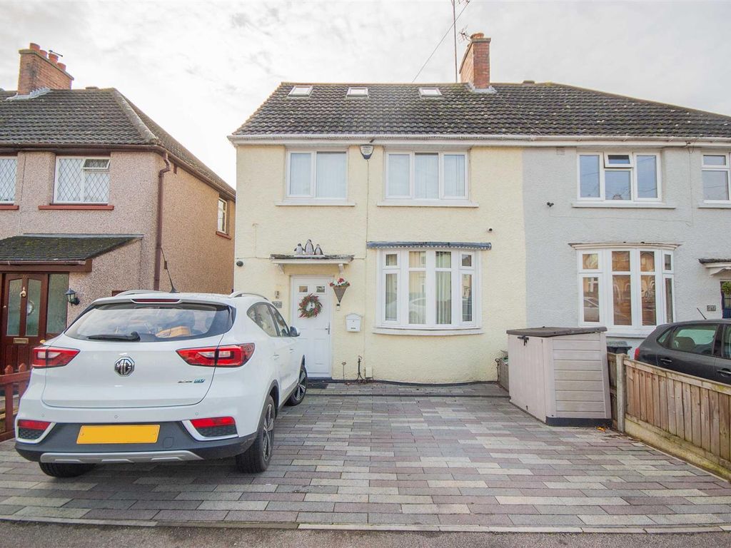 4 bed semidetached house for sale in Springfield Park Road, Nr City