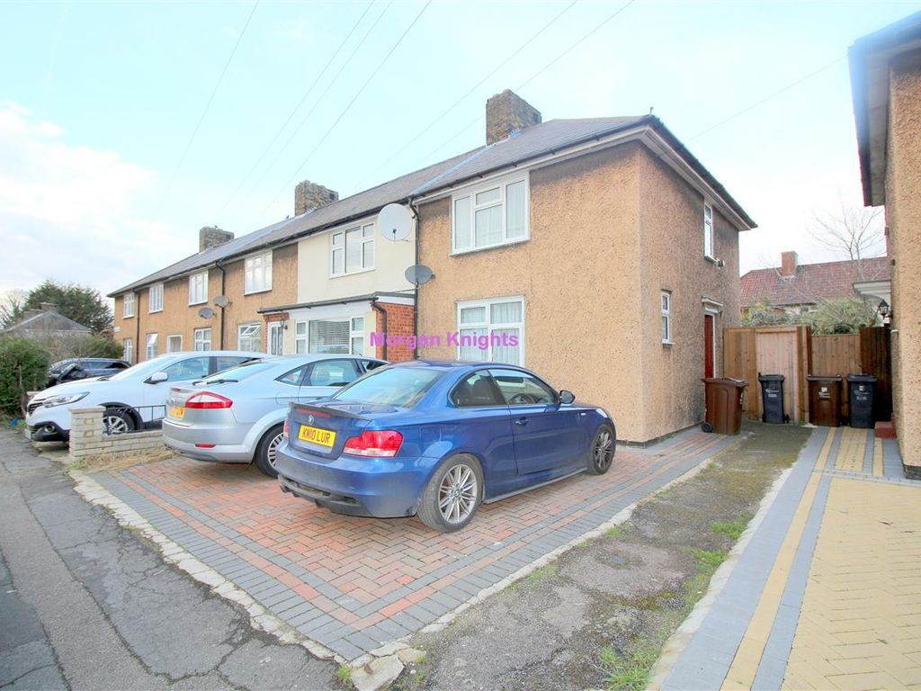 2 bed semidetached house to rent in Brewood Road, Dagenham RM8 Zoopla