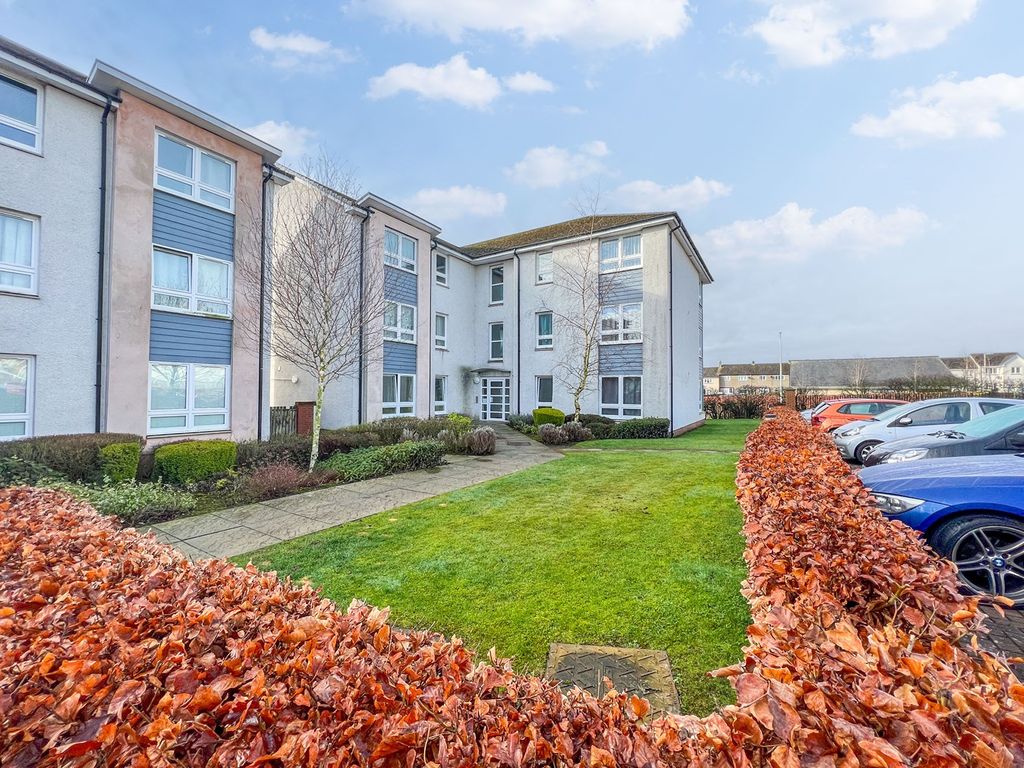 3 bed flat for sale in Norway Gardens, Dunfermline KY11 Zoopla