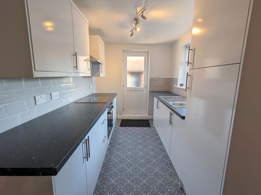 2 bed terraced house to rent in Lansdowne Street, Darlington DL3 Zoopla