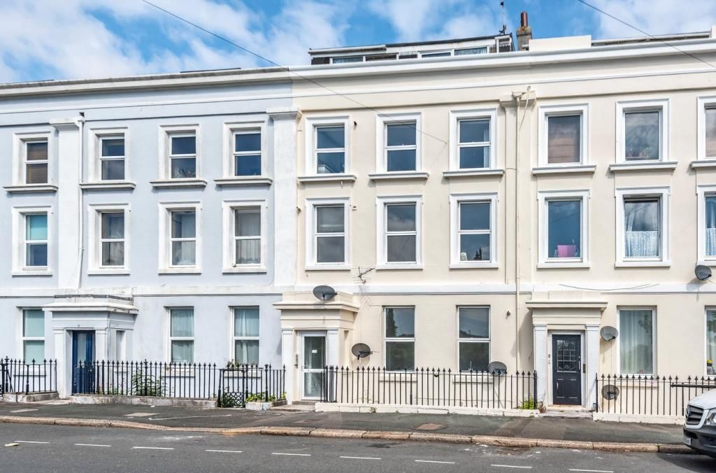 1 bed flat for sale in Victoria Place, Stonehouse, Plymouth, Devon PL1