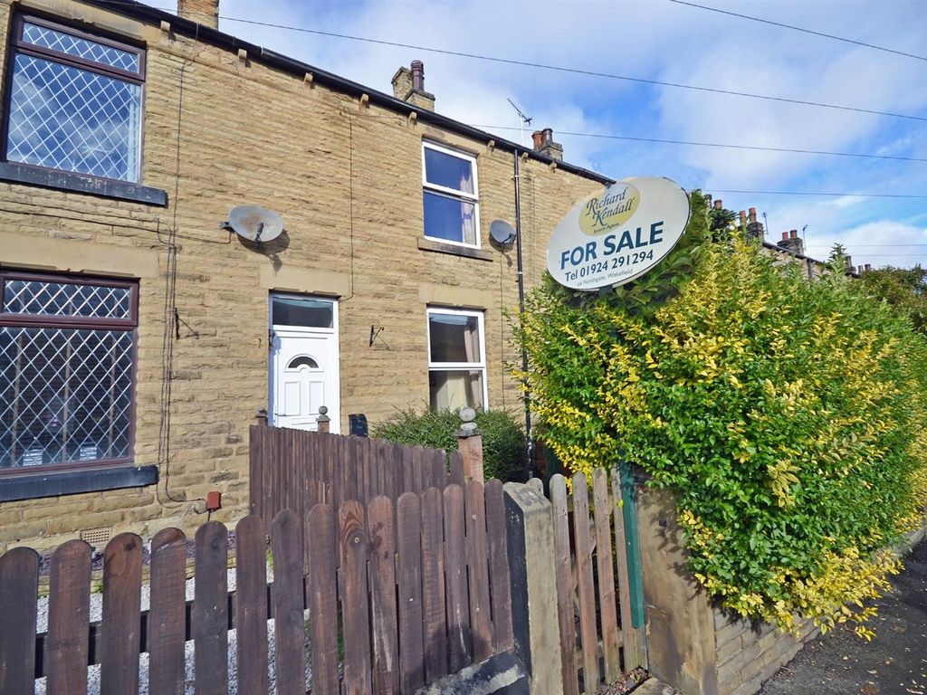 2 bed terraced house to rent in Springstone Avenue, Ossett WF5 Zoopla