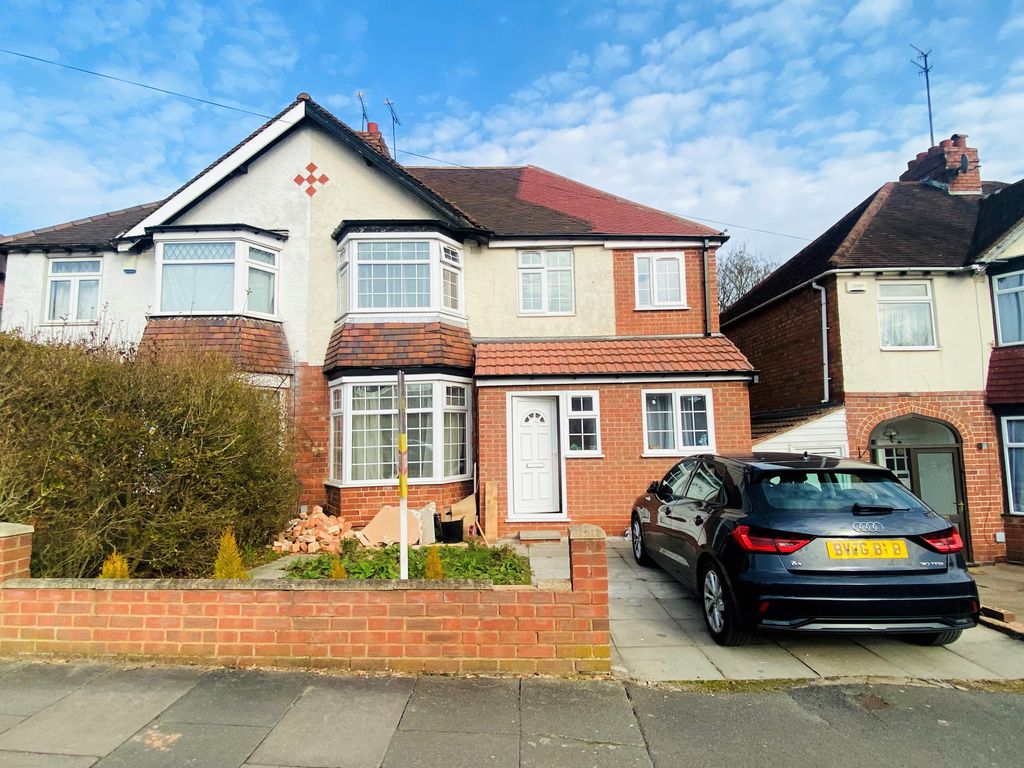 4 bed semidetached house to rent in Harborne Park Road, Selly Oak