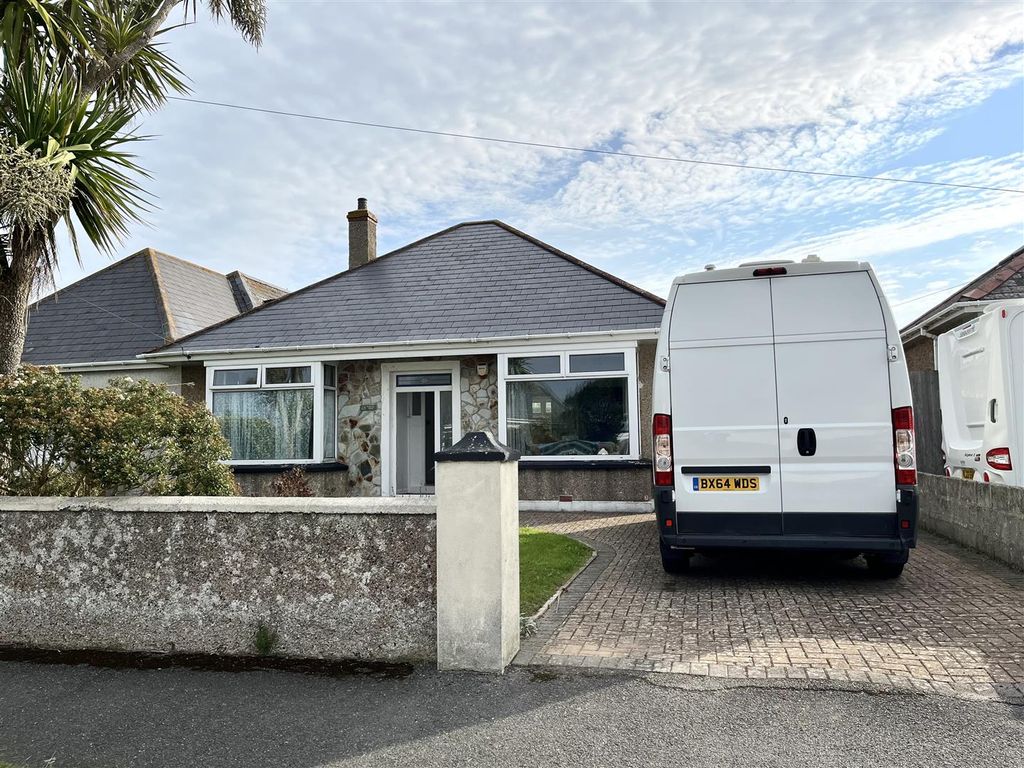 2 bed bungalow to rent in Arundel Way, Newquay TR7 Zoopla