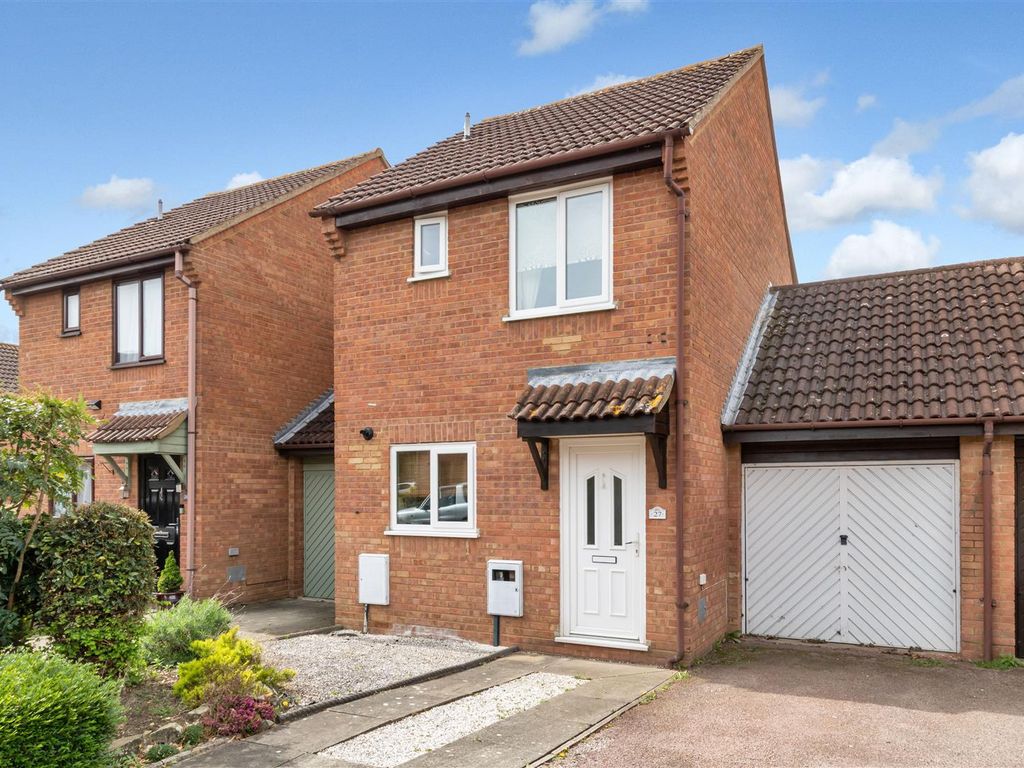2 bed detached house for sale in Meadowsweet, Walnut Tree, Milton