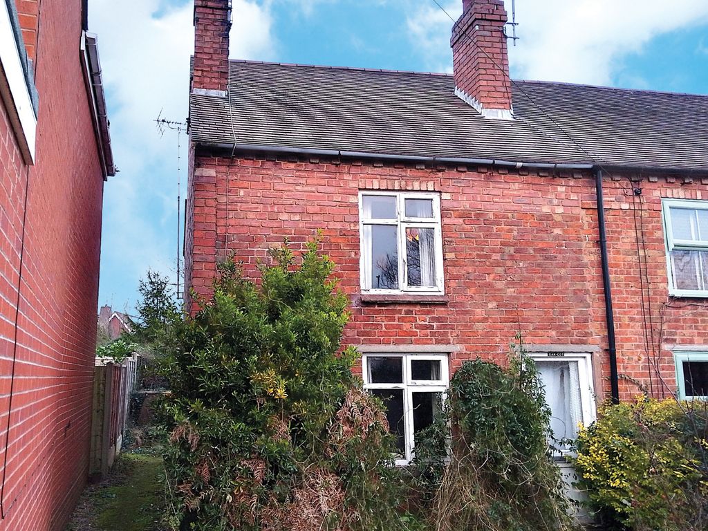3 bed semidetached house for sale in High Street, Wheaton Aston