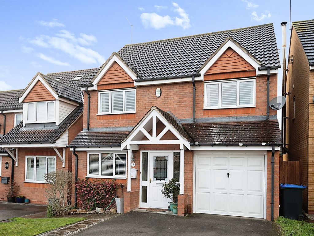 4 bed detached house for sale in Villagers Close, Wootton, Northampton