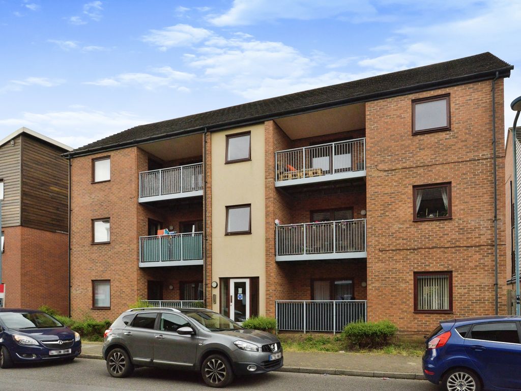 1 bed flat for sale in Swanwick Lane, Broughton, Milton Keynes