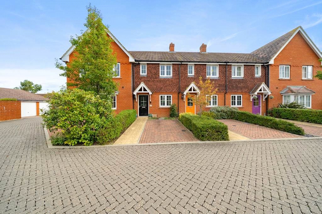 2 bed terraced house for sale in Kings Head Court, Burgess Hill, West