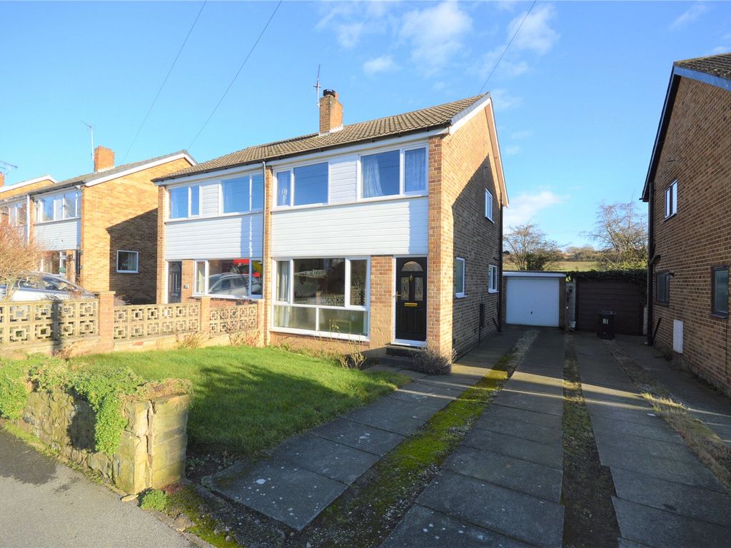 3 bed semidetached house for sale in Road, Kippax, Leeds