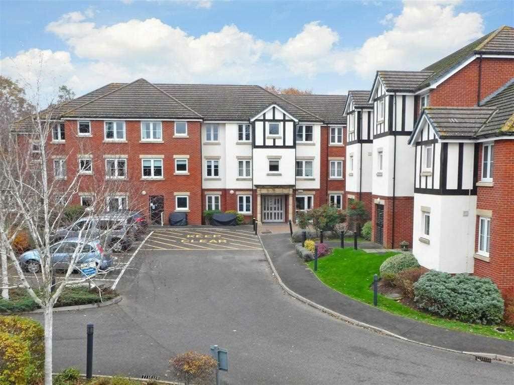1 bed flat for sale in Hadlow Road, Tonbridge TN9 Zoopla