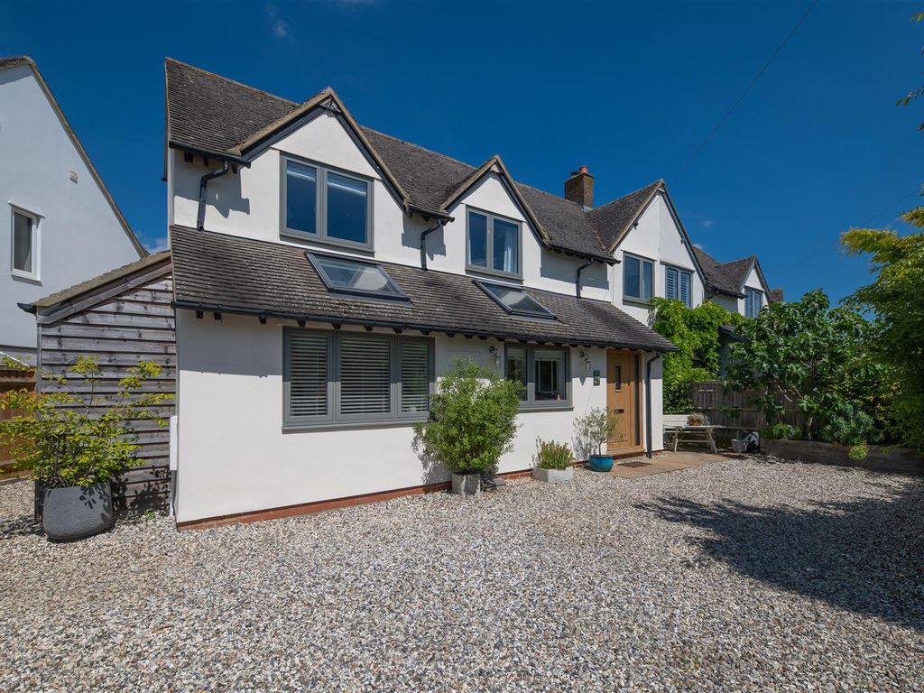 4 bed semidetached house for sale in Shipton Road, Woodstock OX20 Zoopla
