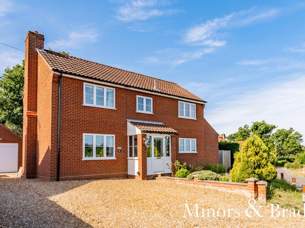 3 bed detached house for sale in Blofield Corner Road, Blofield