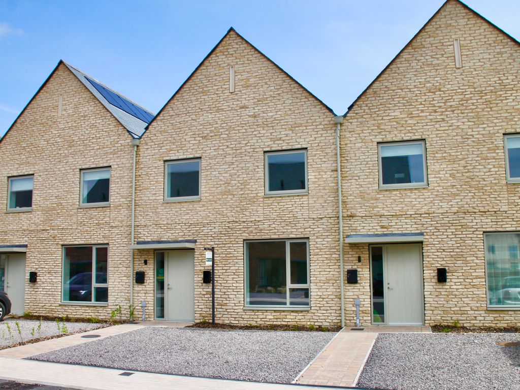 4 bed terraced house for sale in Siddington, Cirencester GL7, £595,000