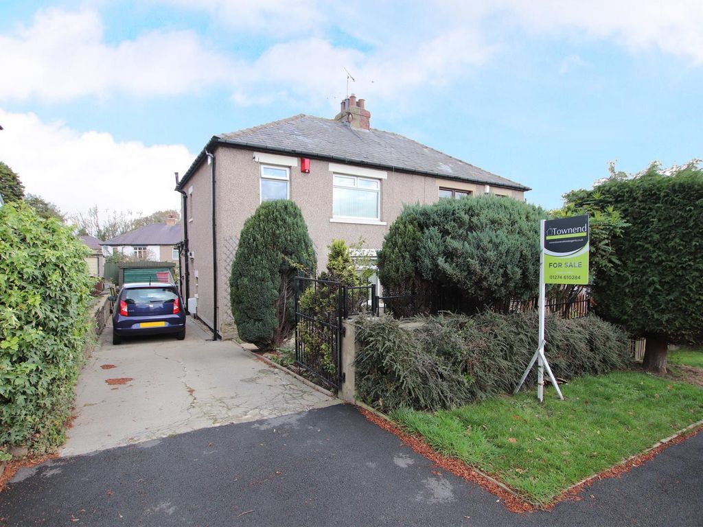 3 bed semidetached house for sale in Kingston Grove, Thackley