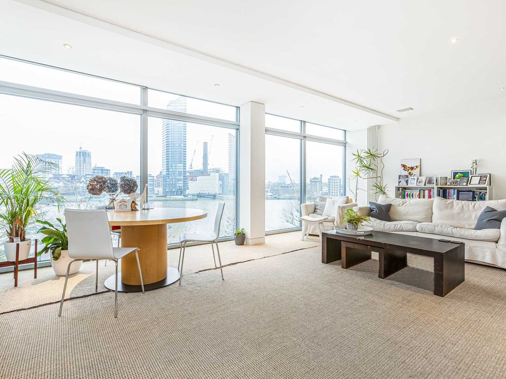 The Montevetro Building, 100-112 Battersea Church Road SW11