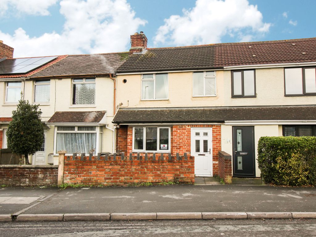 3 bed terraced house to rent in Rodbourne Road, Rodbourne Cheney