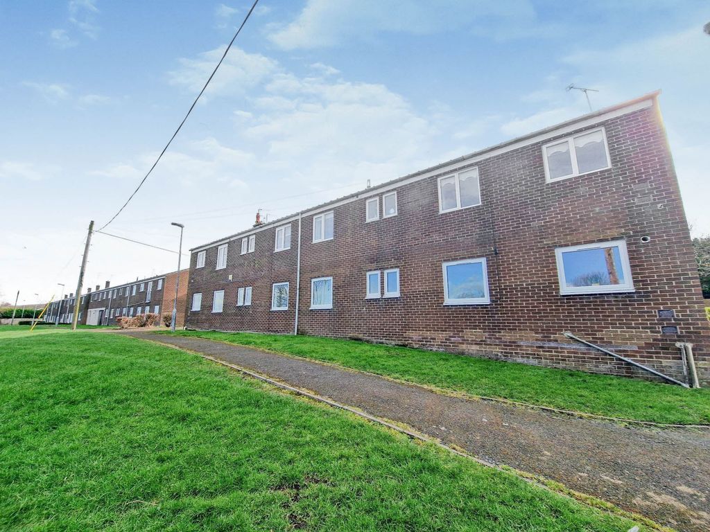 2 bed flat to rent in Ford Park, Choppington NE62 Zoopla