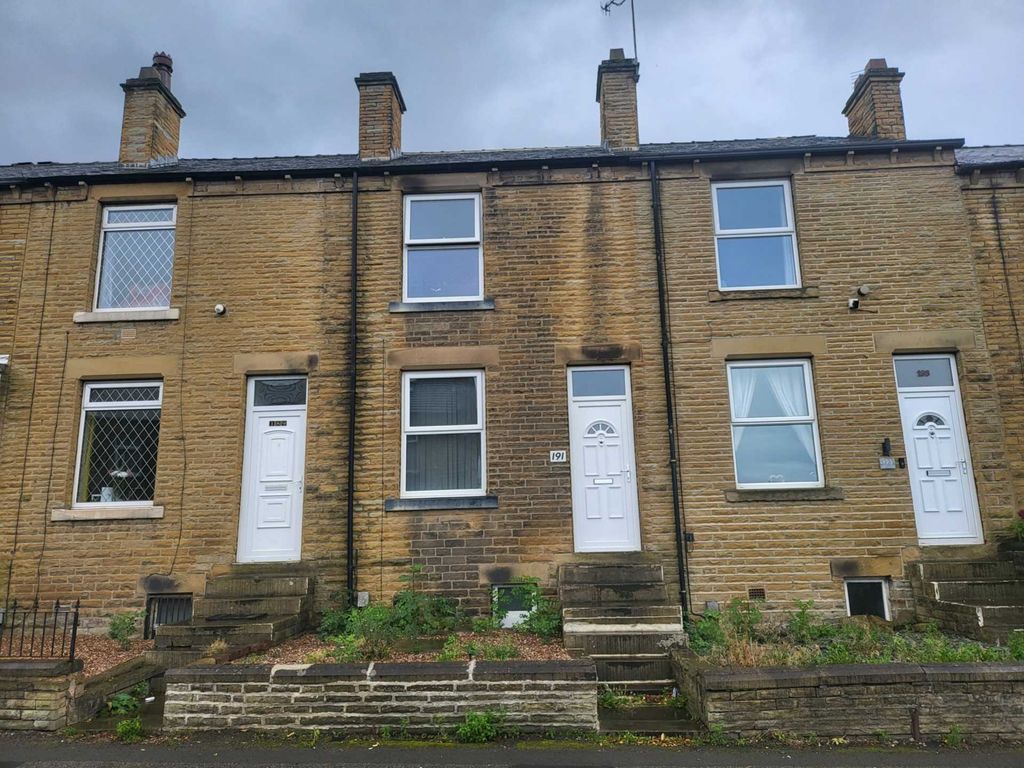 2 bed terraced house to rent in Lees Hall Road, Dewsbury WF12, £750 pcm