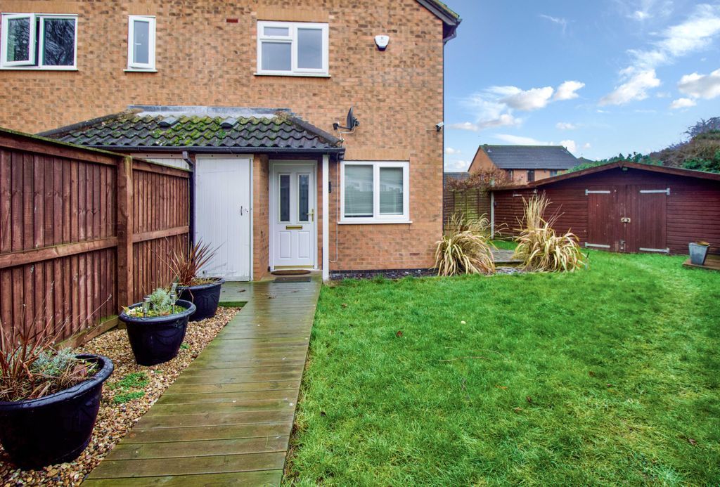 1 bed end terrace house to rent in St. Columba Way, Syston, Leicester