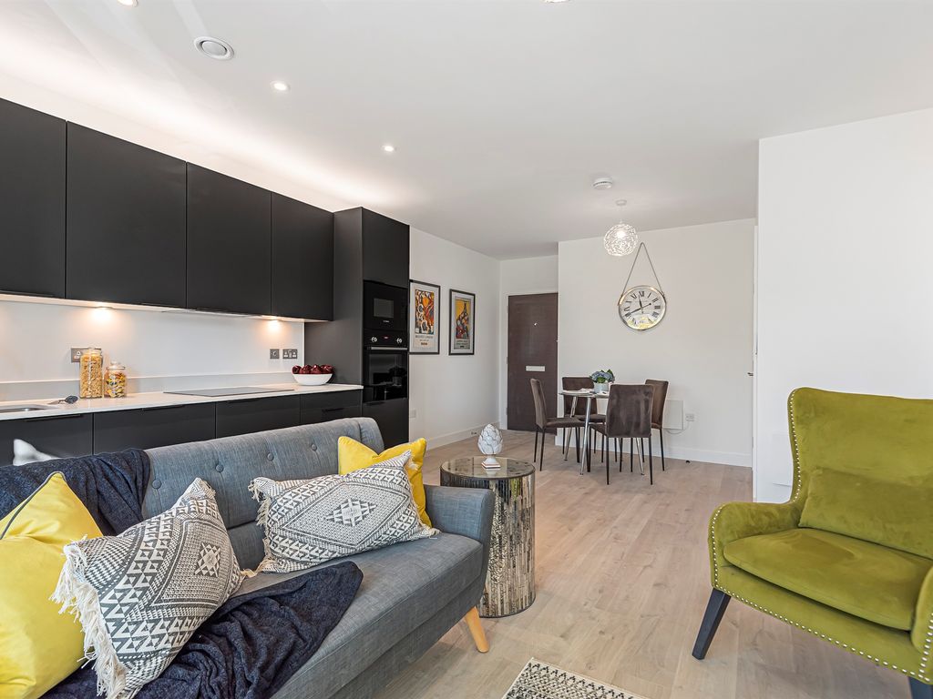 New home, 2 bed flat for sale in Clivemont Road, Maidenhead SL6 Zoopla