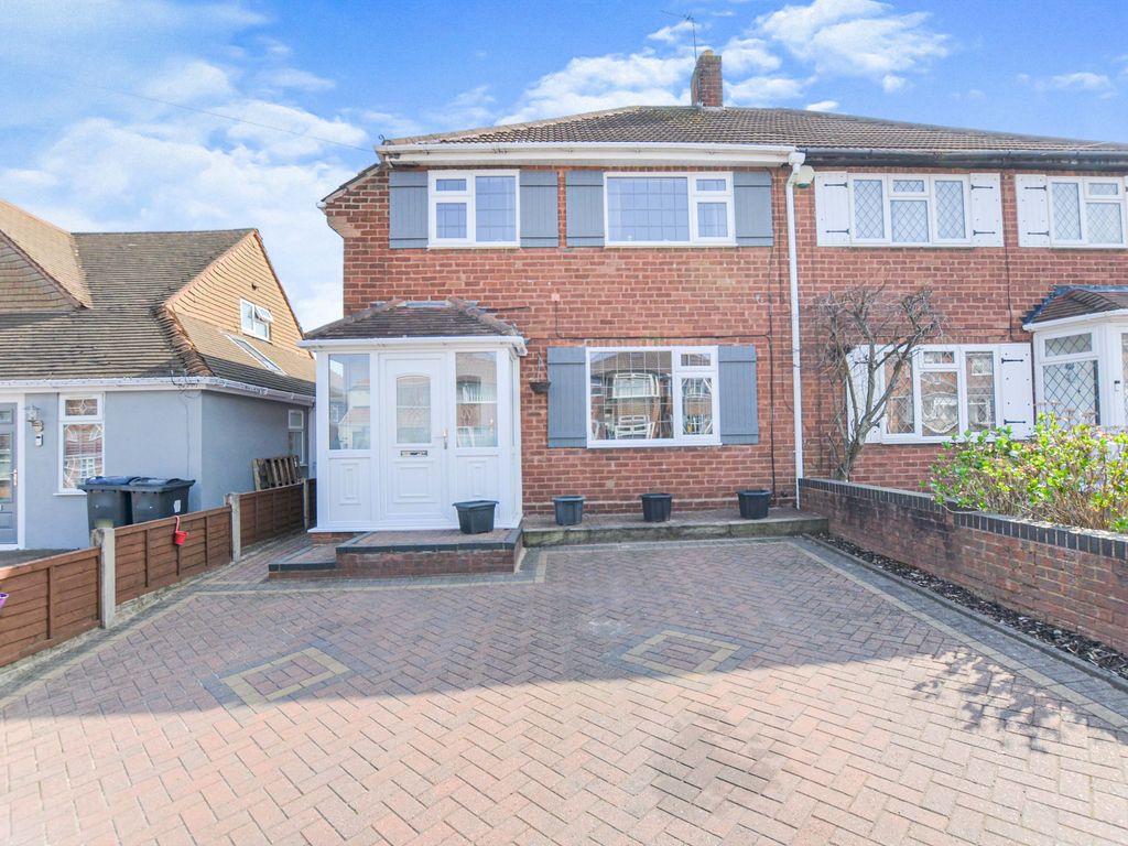 3 bed semidetached house for sale in Beechdale Avenue, Great Barr B44