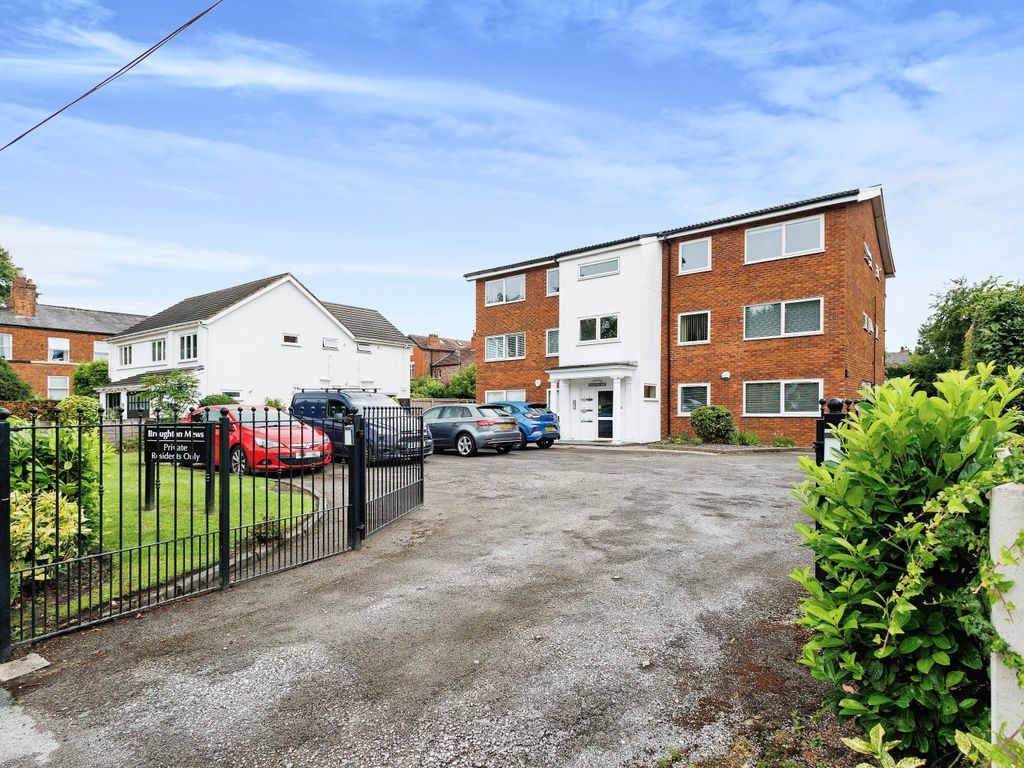 2 bed flat for sale in 139 Marsland Road, Sale M33 Zoopla