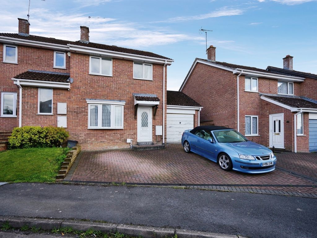 2 bed semidetached house for sale in Westerham Walk, Calne SN11 Zoopla