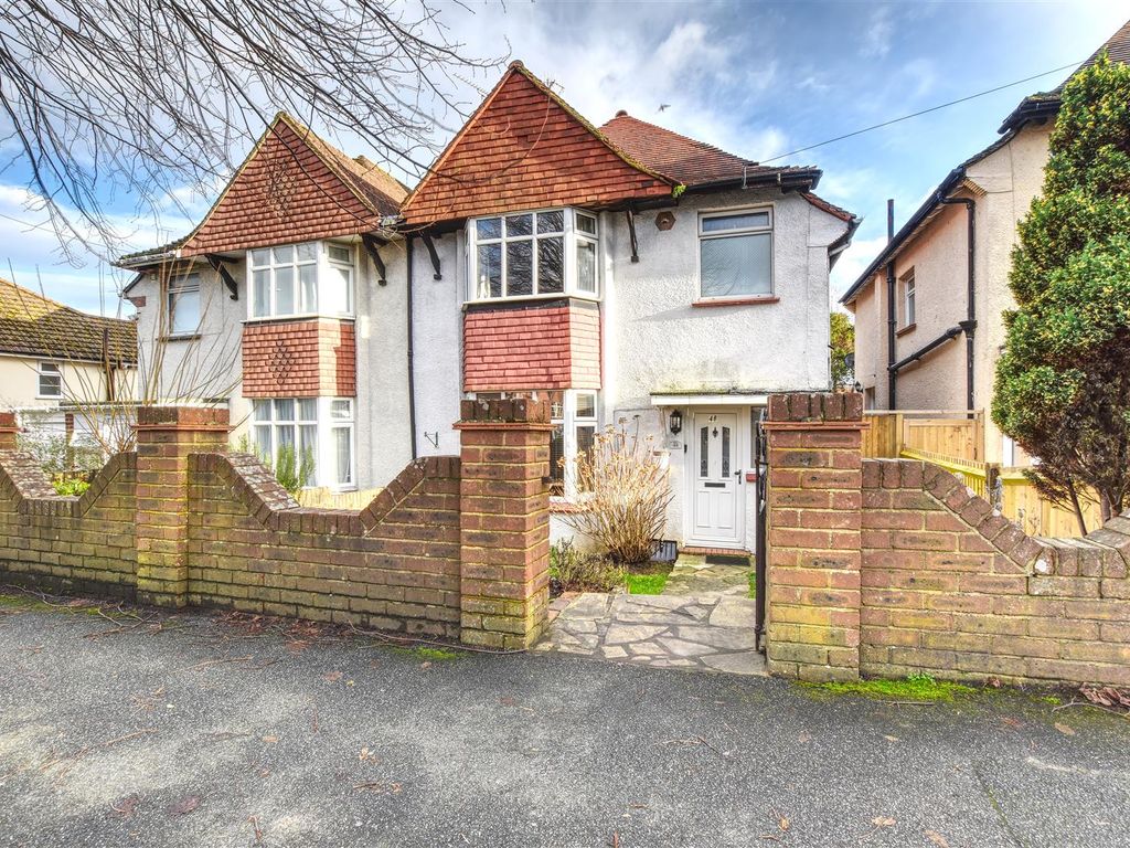 3 bed semidetached house for sale in Colebrooke Road, BexhillOnSea