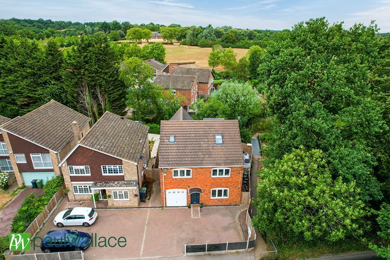 5 bed detached house for sale in Brookfield Lane, Cheshunt, Waltham