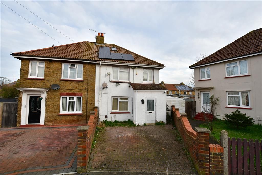 3 bed semidetached house for sale in Maple Road, Gravesend, Kent DA12 Zoopla