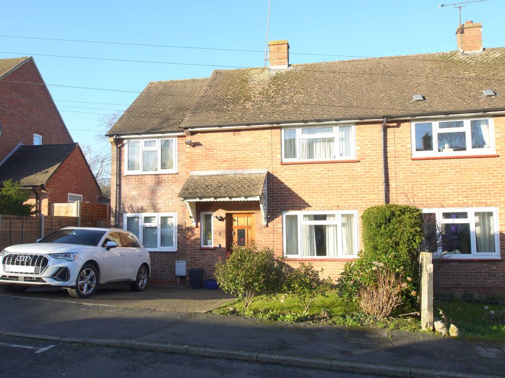 3 bed semidetached house for sale in Bentleys Meadow, Seal, Sevenoaks