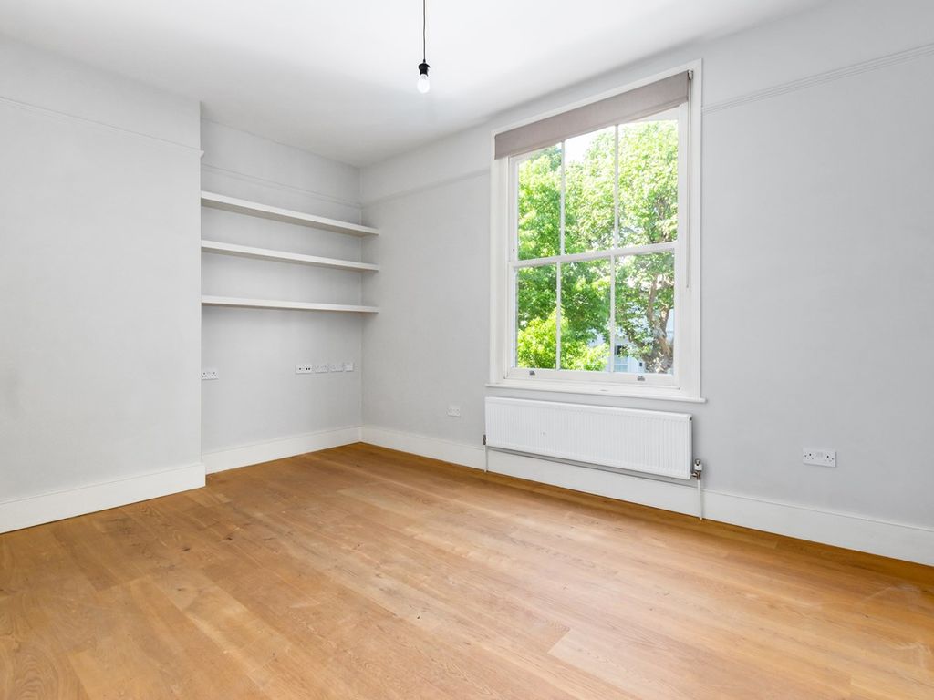 2 bed flat for sale in Hammersmith Grove, Brackenbury Village
