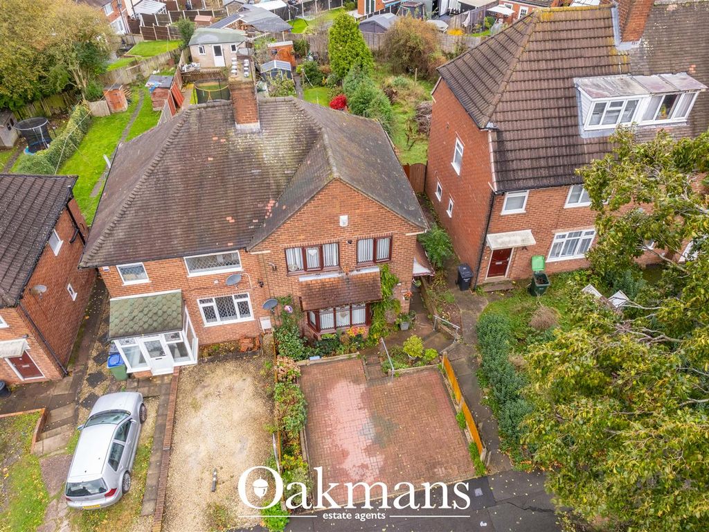 3 bed semidetached house for sale in Bodenham Road, Oldbury B68, £